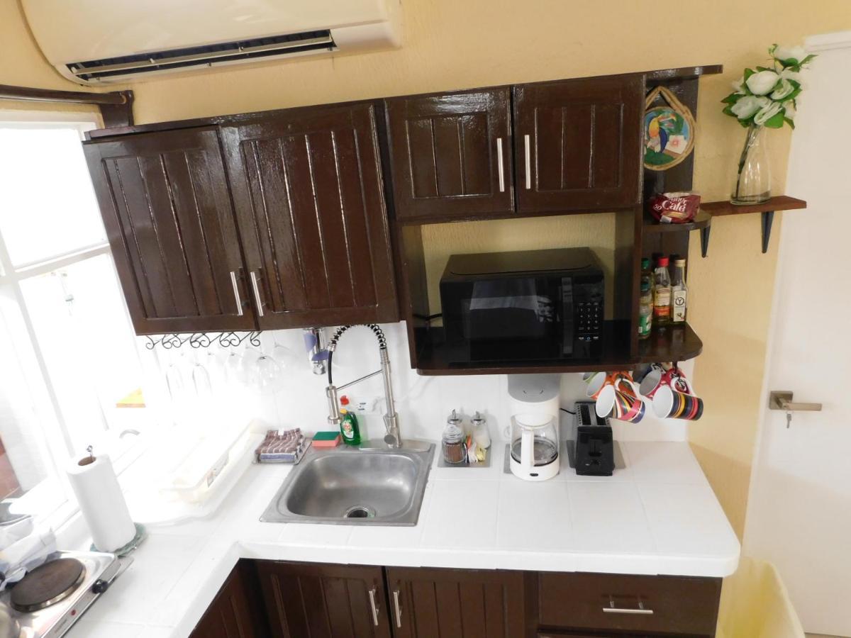יקו Condo Villa B27 Sleeps Five People - B28 Sleeps Six People - Price Includes Housekeeping Fees Not Taxes - Very Close To The Pool And Beach! מראה חיצוני תמונה